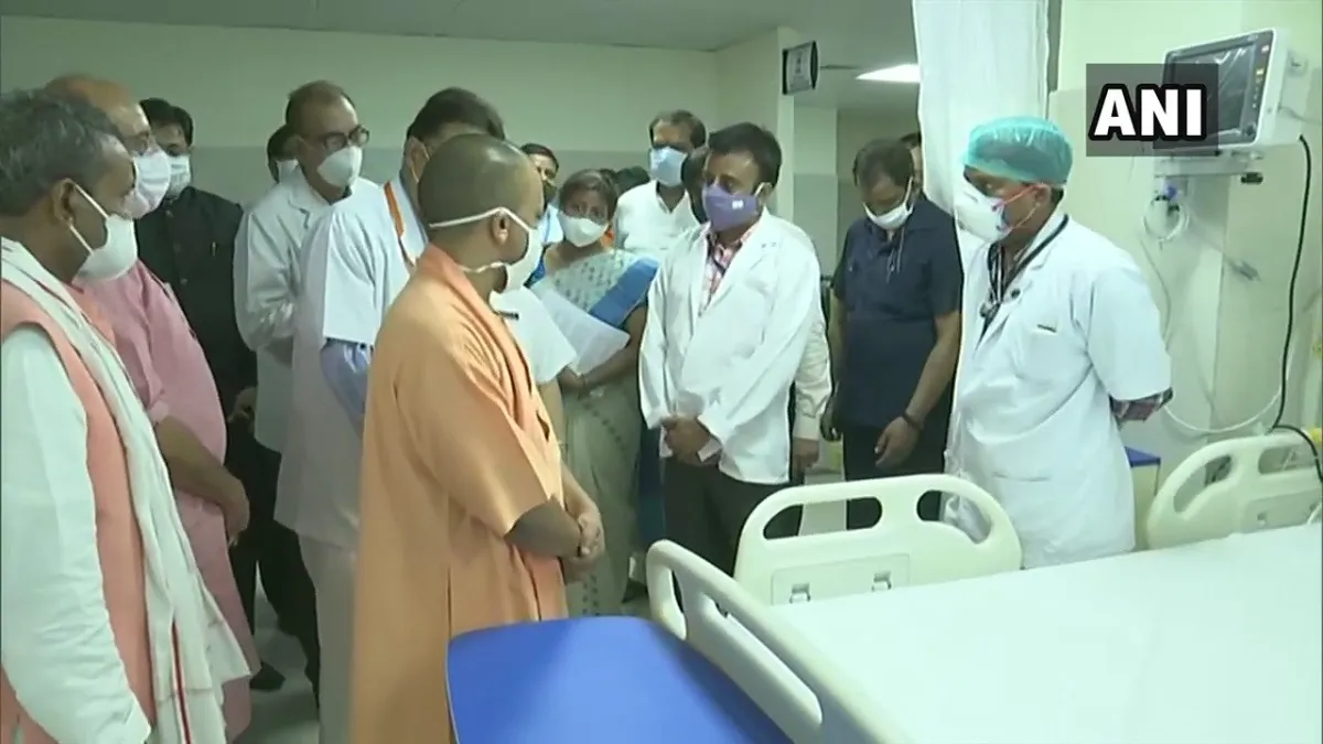Yogi Adityanath inaugurates a 300-bedded COVID-19 hospital in Gonda । सीएम योगी आदित्यनाथ ने गोंडा म- India TV Hindi