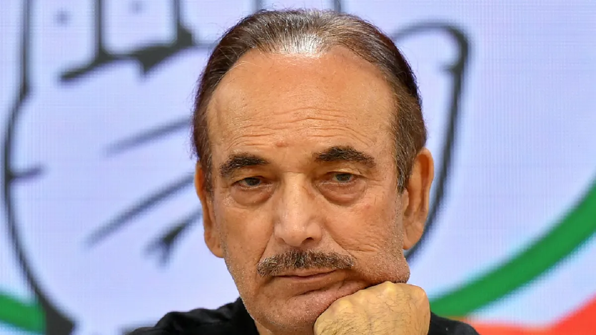 Rahul Gandhi reaches out to dissident group leader Ghulam Nabi Azad: Sources- India TV Hindi