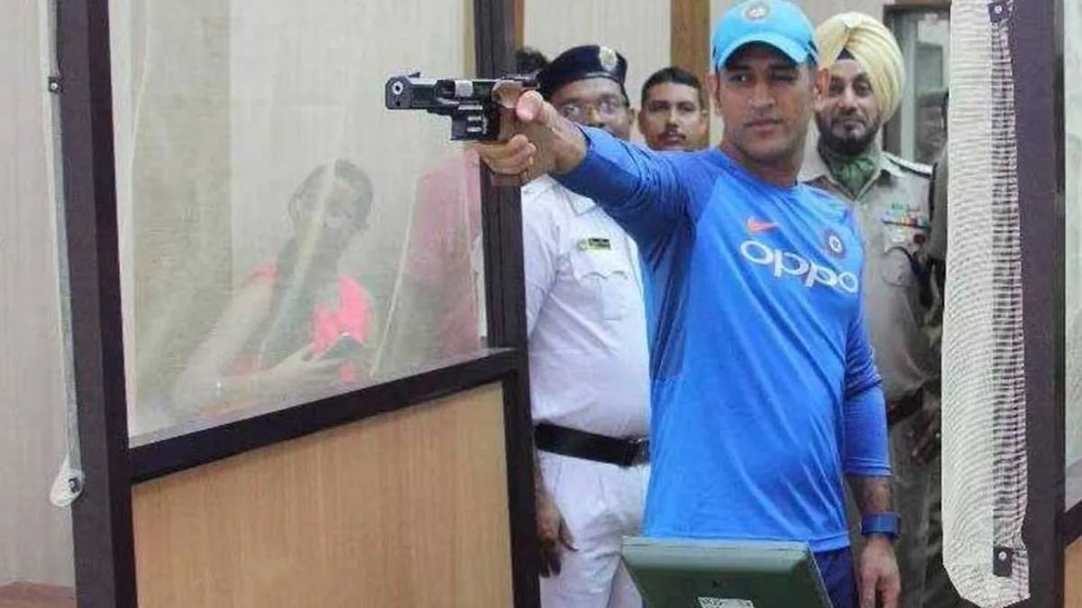 Dhoni can try his hand at shooting after retiring from cricket, is a lifetime member of NRAI- India TV Hindi