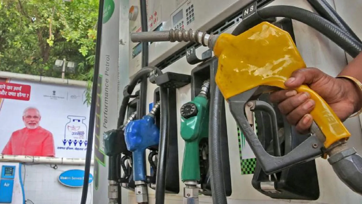 petrol, diesel price remain stable today on wednesday- India TV Paisa