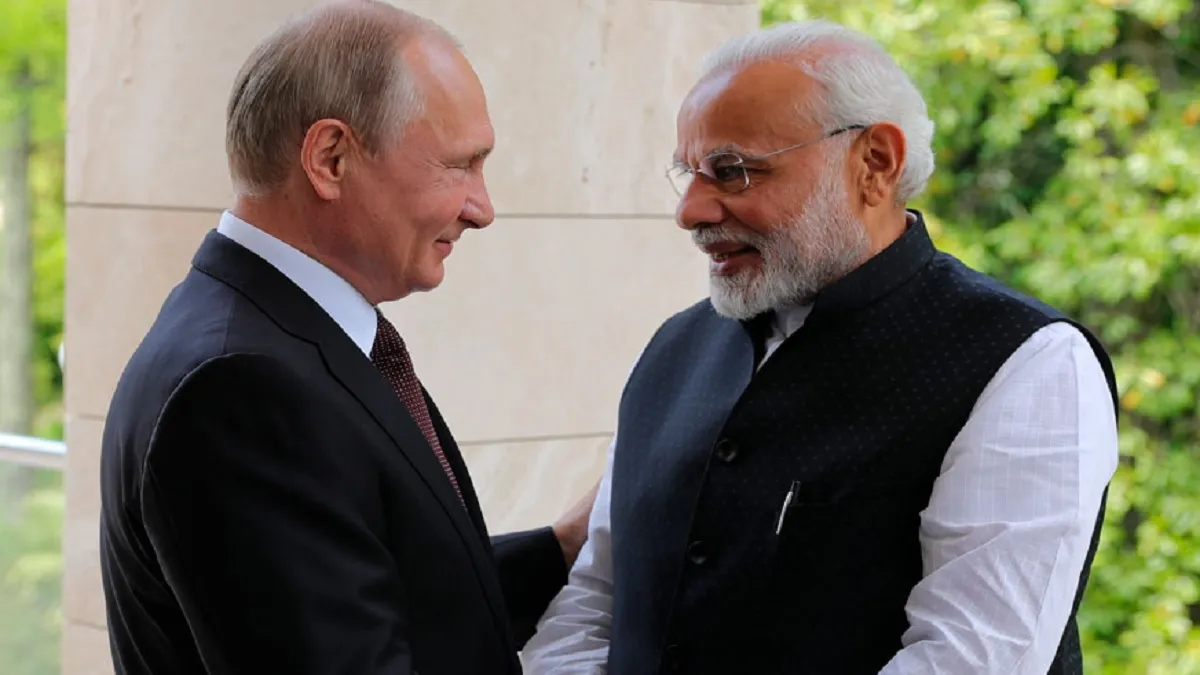रूस के राष्ट्रपति व्लादिमीर पुतिन और भारत के प्रधानमंत्री नरेंद्र मोदी- India TV Hindi