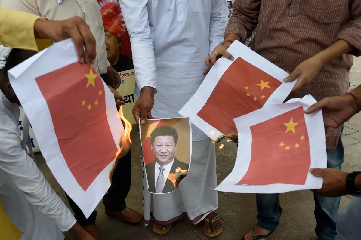 CAIT launches 'China Quit India' campaign to boycott Chinese goods । कैट ने चीन के सामानों के बहिष्क- India TV Hindi