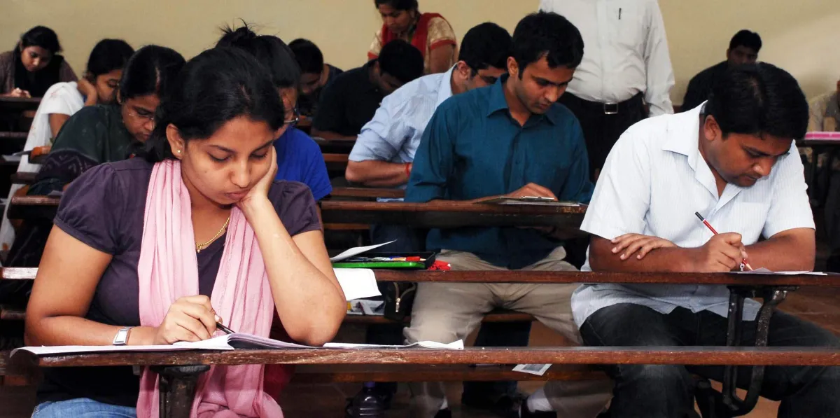 JEE Advanced 2020 98 per cent candidates got exam centers...- India TV Hindi