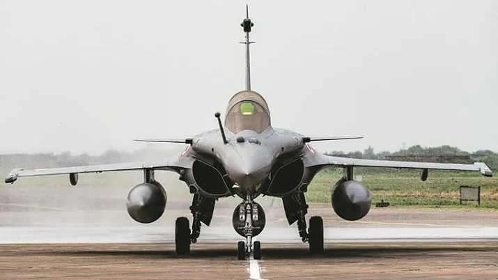 Rafale plane with compact potential will become part of Air Force today- India TV Hindi