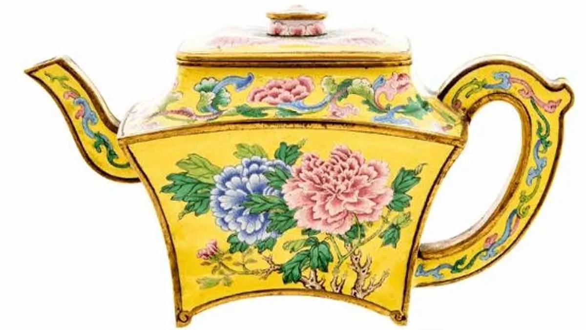 Hansons Auctioneers, Hansons Auctioneers Teapot, Teapot Garrage, Teapot Burma War- India TV Hindi