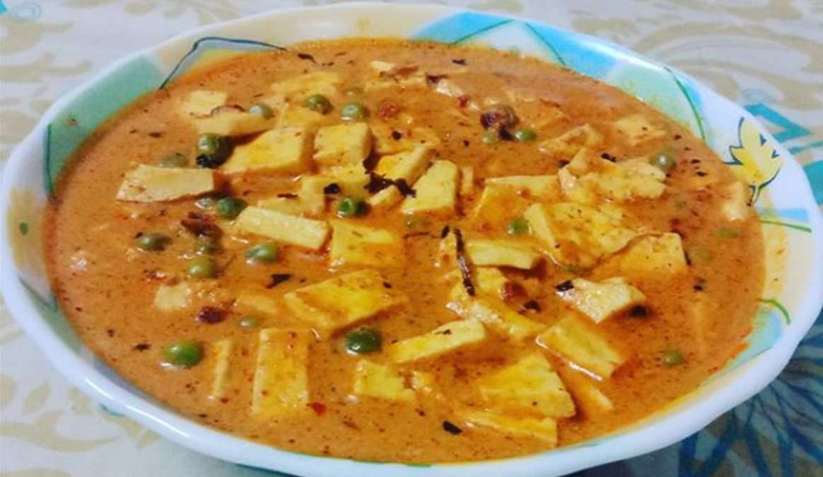 Matar paneer without onion garlic recipe know how to make it at home in  hindi: Recipe: Recipe: नवरात्रि में बनाएं बिना प्याज मटर पनीर की टेस्टी  सब्जी, जानिए बनाने का सिंपल तरीका -