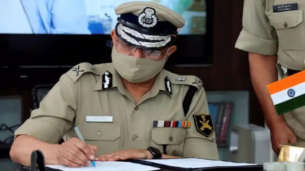 आतंकवादियों की घुसपैठ रोकने के लिए प्रभावी कदम उठाए जा रहे हैं: BSF महानिदेशक- India TV Hindi
