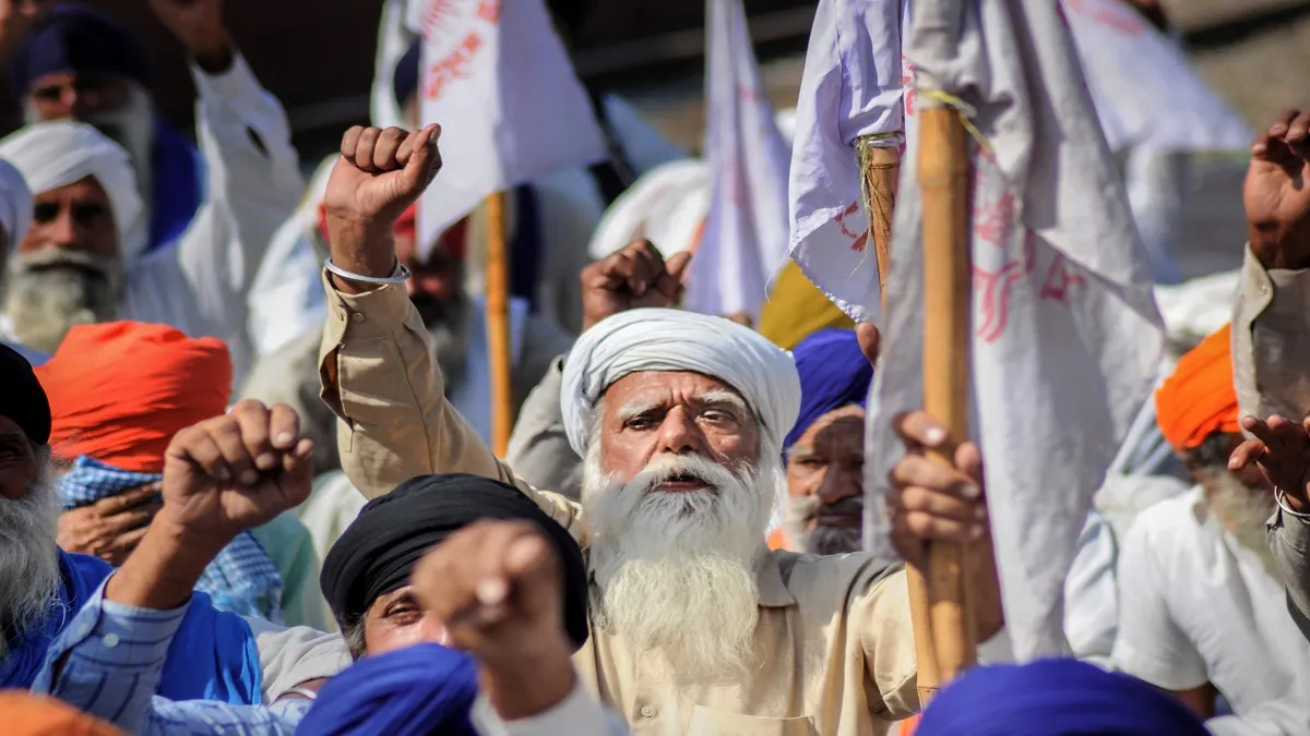 Amarinder slams Khattar govt for stopping farmers marching...- India TV Hindi