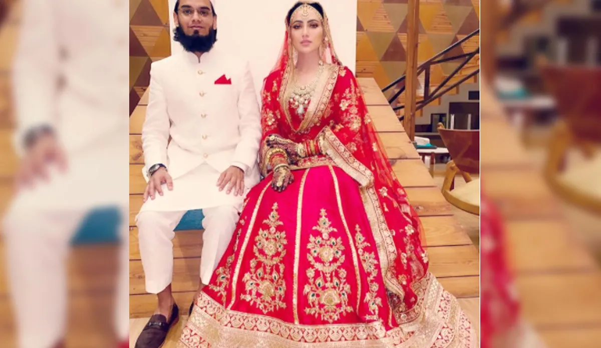 sana khan shares first wedding pic- India TV Hindi