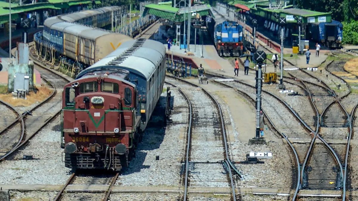 राजधानी और शताब्दी सहित कुछ स्पेशल ट्रेनों का समय बदला, जानिए नया शेड्यूल- India TV Hindi