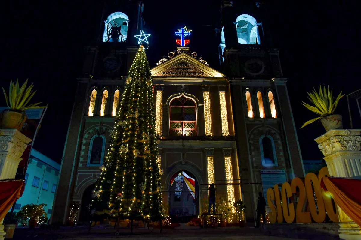 Churches in Delhi to host low key Christmas celebrations due to COVID-19- India TV Hindi