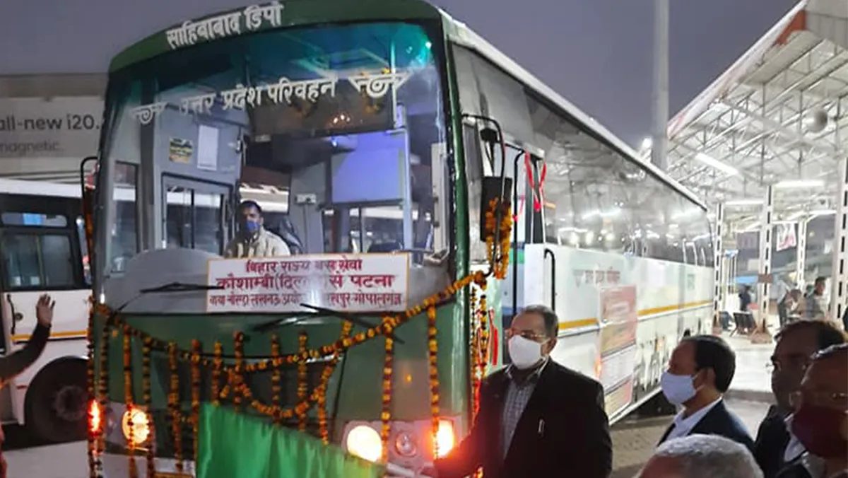 delhi to patna new bus services start see route timings ticket fare details ट्रेन में नहीं मिला रहा - India TV Hindi