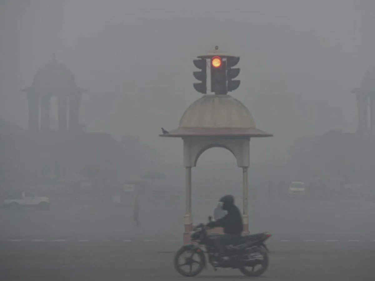 Delhi witnesses lowest temperature this season so far- India TV Hindi