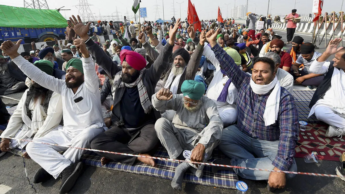 दिल्ली सरकार कर रही आंदोलनकारी किसानों की मदद, मुहैया कराई सुविधाएं- India TV Hindi