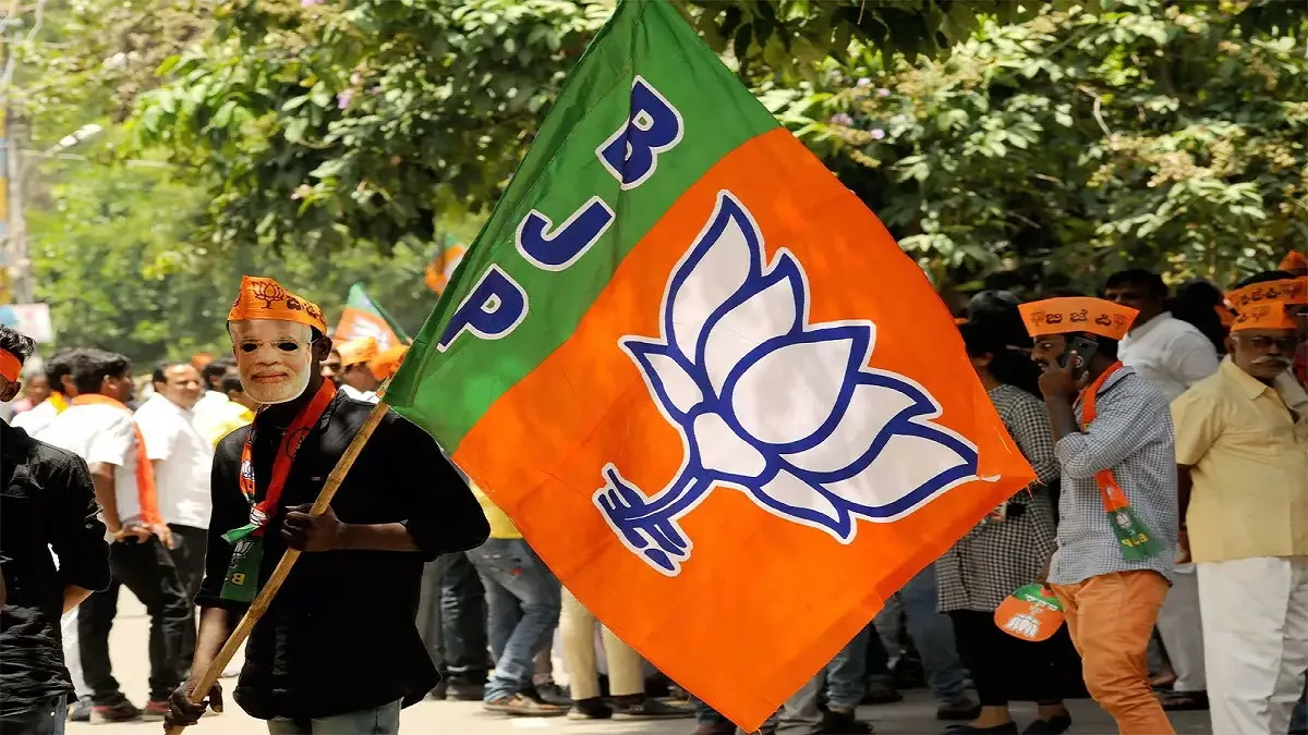 UP MLC Election: बीजेपी के 10 तो सपा के 2 उम्मीदवार निर्विरोध निर्वाचित- India TV Hindi