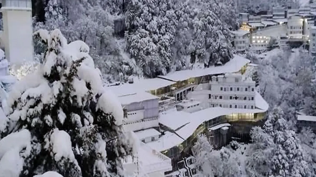 जम्मू कश्मीर में बर्फबारी- India TV Hindi