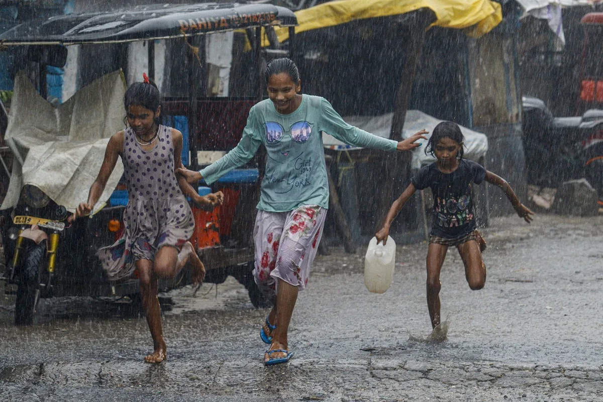 rain hailstorm prediction in delhi ncr imd weather alert अगले दो-तीन दिन कैसा रहेगा दिल्ली का मौसम? - India TV Hindi