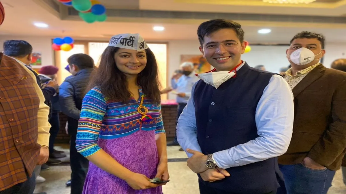 Miss India Delhi 2019 Mansi Sehgal joins Aam Aadmi Party Miss India Delhi 2019 मानसी सहगल ने थामा AA- India TV Hindi