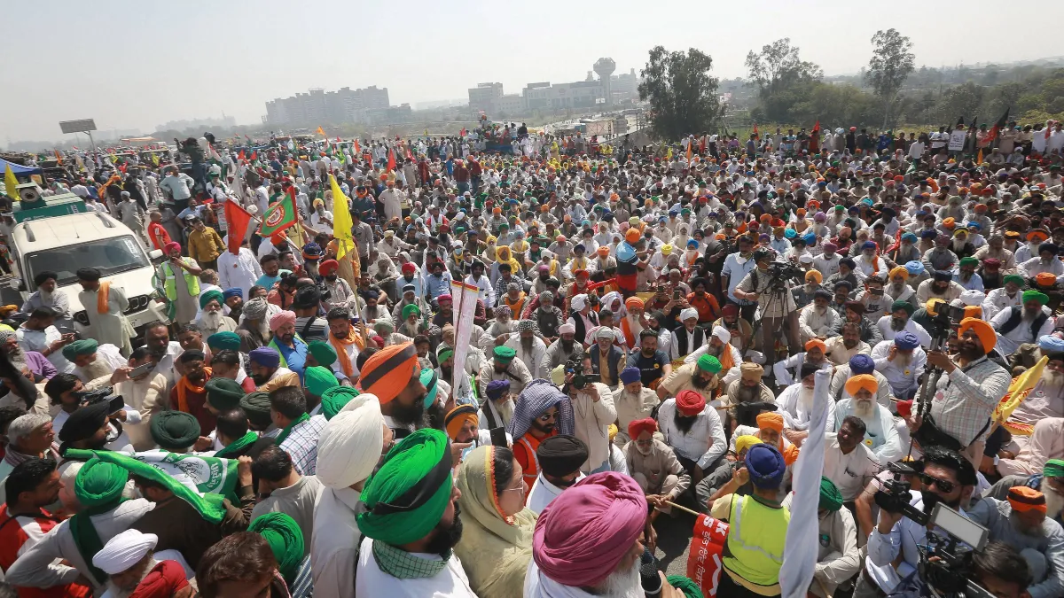 किसान यूनियनों ने 26 मार्च को भारत बंद का किया आह्वान, 28 मार्च को जलाएंगे कृषि कानूनों की प्रतियां- India TV Hindi