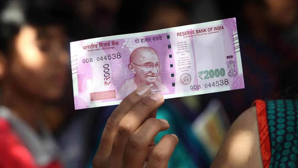 Rs 2,000 notes not printed in last 2 years- India TV Paisa