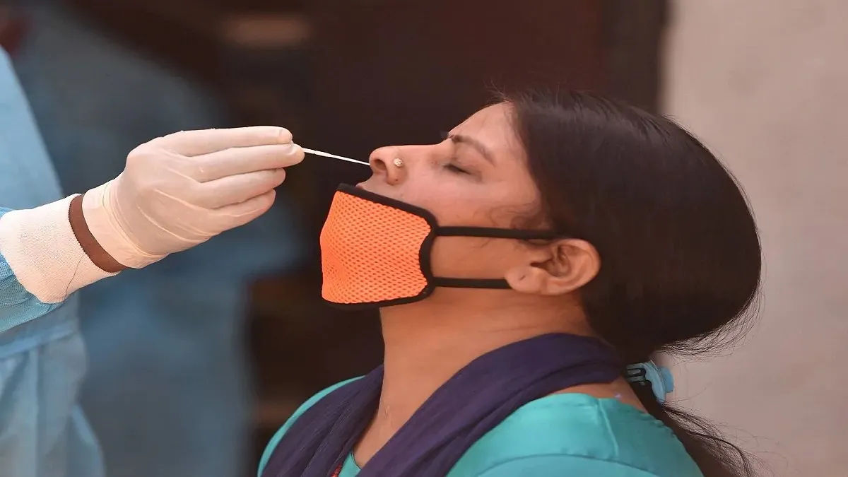 दिल्ली में कोरोना के 3567 नए मामले, तेजी से बढ़ रही संक्रमण दर- India TV Hindi