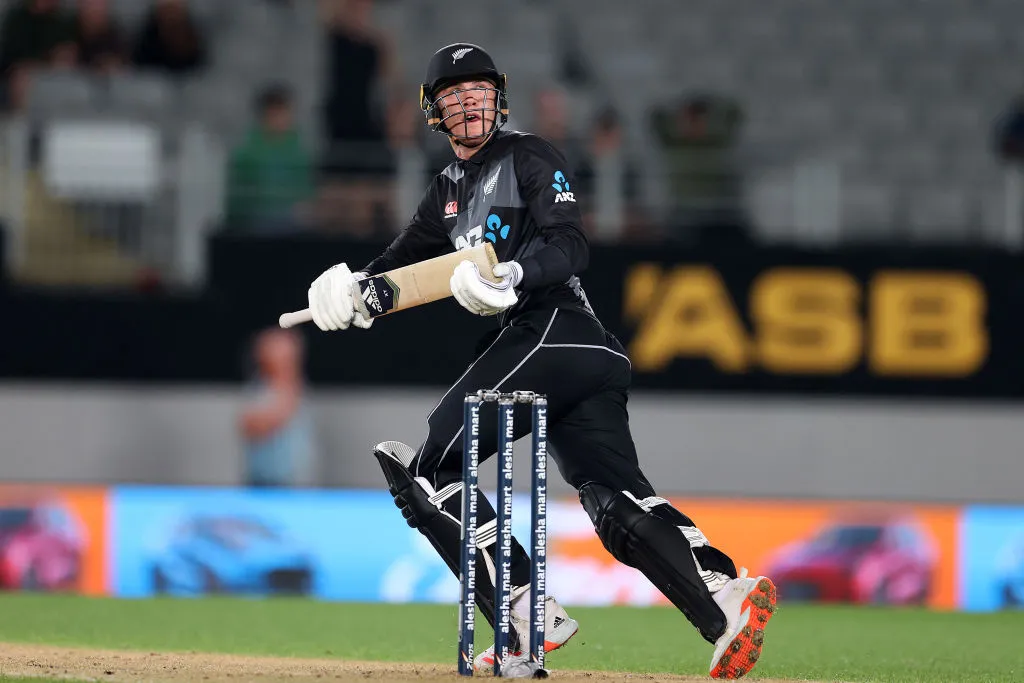 New Zealand stole 141 runs in 10 overs, 3 players scored more than 200 strike rate- India TV Hindi