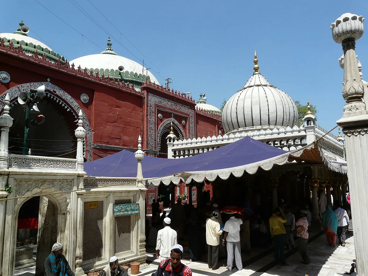 Delhi High Court allows Hazrat Nizamuddin mosque to make operational for devotees to offer prayers- India TV Hindi