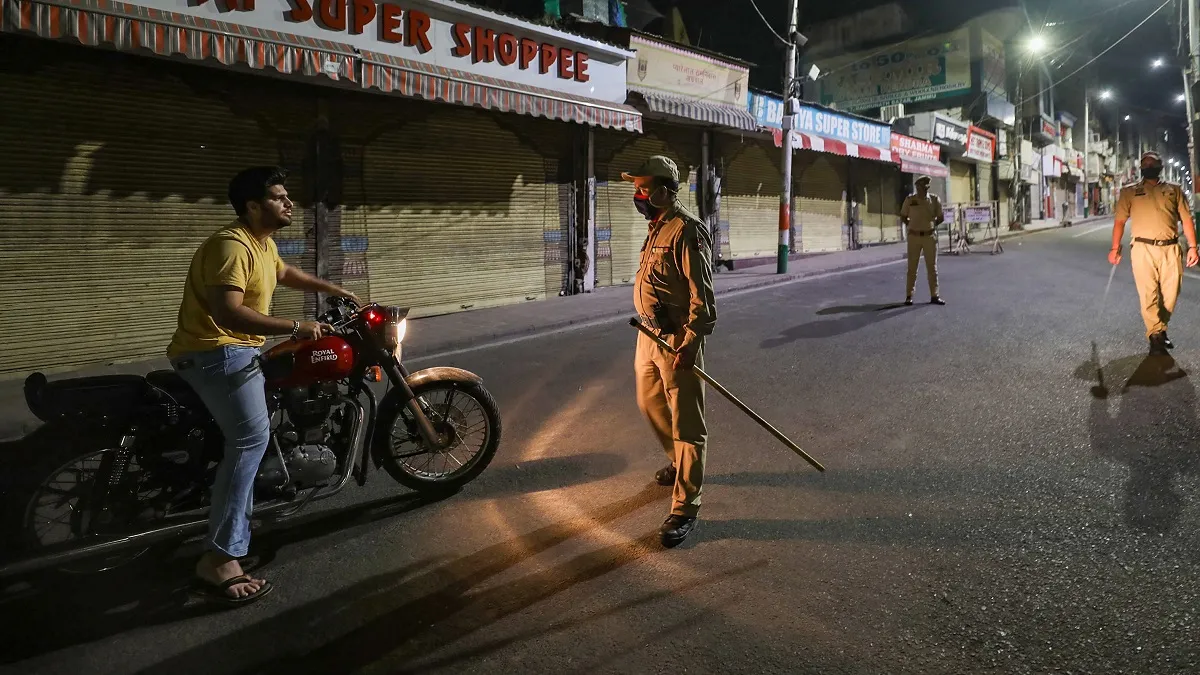 पूरे हरियाणा में आज से नाइट कर्फ्यू, रात 9 से सुबह 5 बजे तक प्रतिबंध लागू- India TV Hindi
