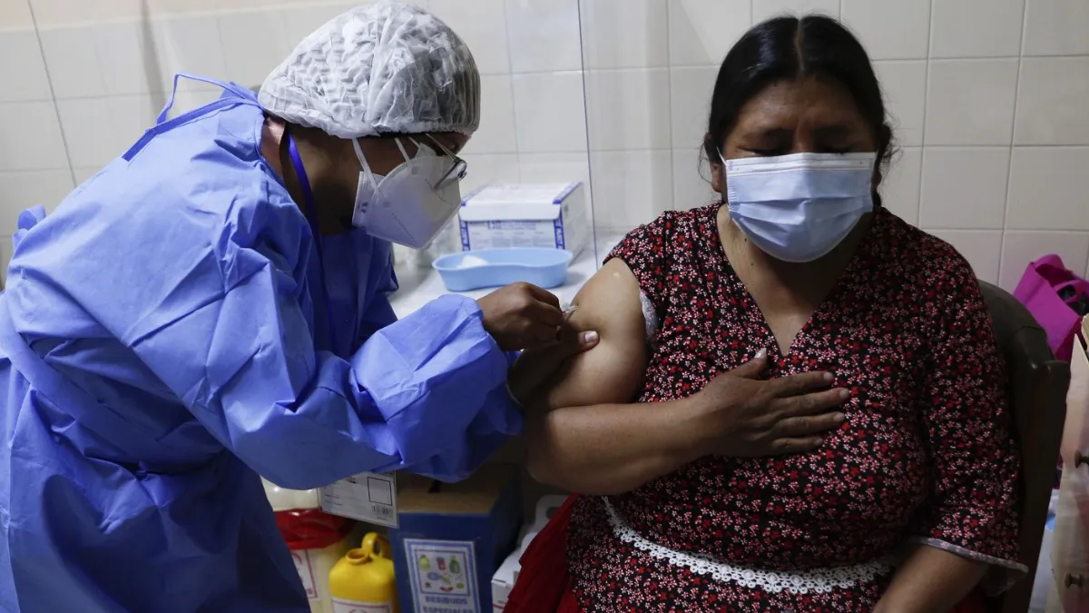 देश में 'टीका उत्सव' के चौथे दिन 31.39 लाख से ज्यादा टीके की खुराकें दी गईं- India TV Hindi