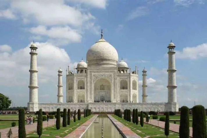 कोरोना का कहर: ताजमहल...- India TV Hindi