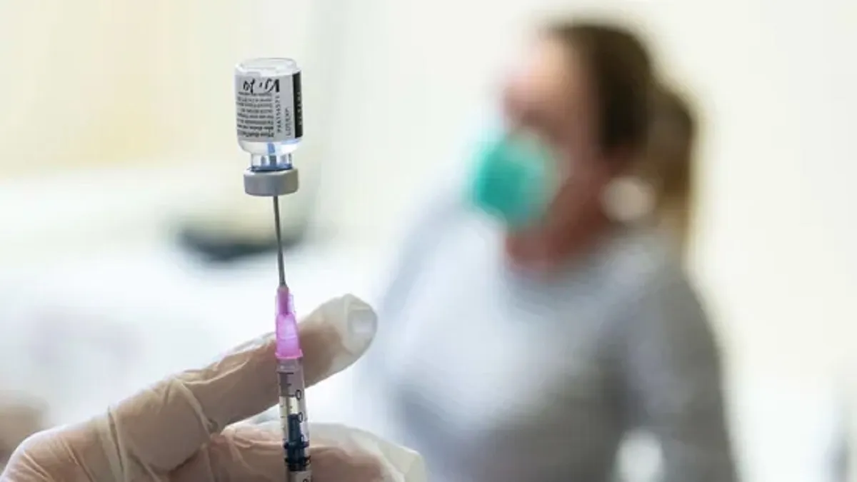 Australia official urges against AstraZeneca Vaccine- India TV Hindi
