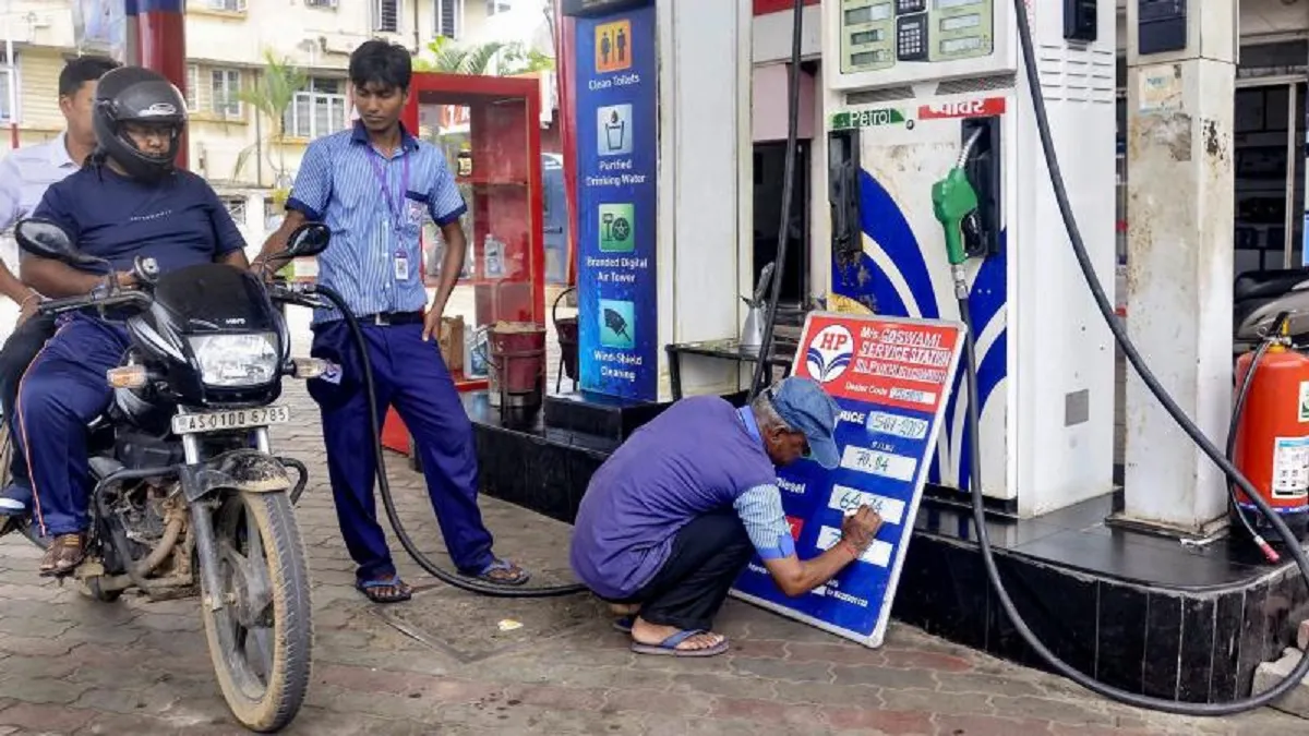 पेट्रोल-डीजल को लेकर आई बड़ी खबर, 9 महीने ने पहली बार हुआ यह काम- India TV Paisa