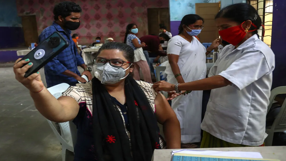 दिल्ली के 2 अस्पतालों...- India TV Paisa