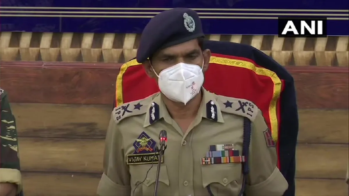 Jammu kashmir SPO Fayaz Ahmad IGP kashmir says We will neutralise  local & a Pakistani militant of J- India TV Hindi