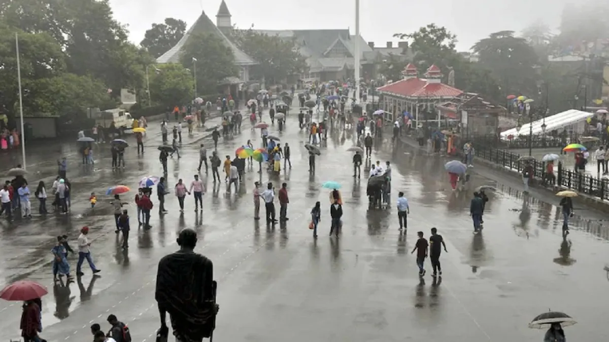हिमाचल प्रदेश में आने वाले दिनों में भारी बारिश का पूर्वानुमान, भूस्खलन की चेतावनी जारी- India TV Hindi