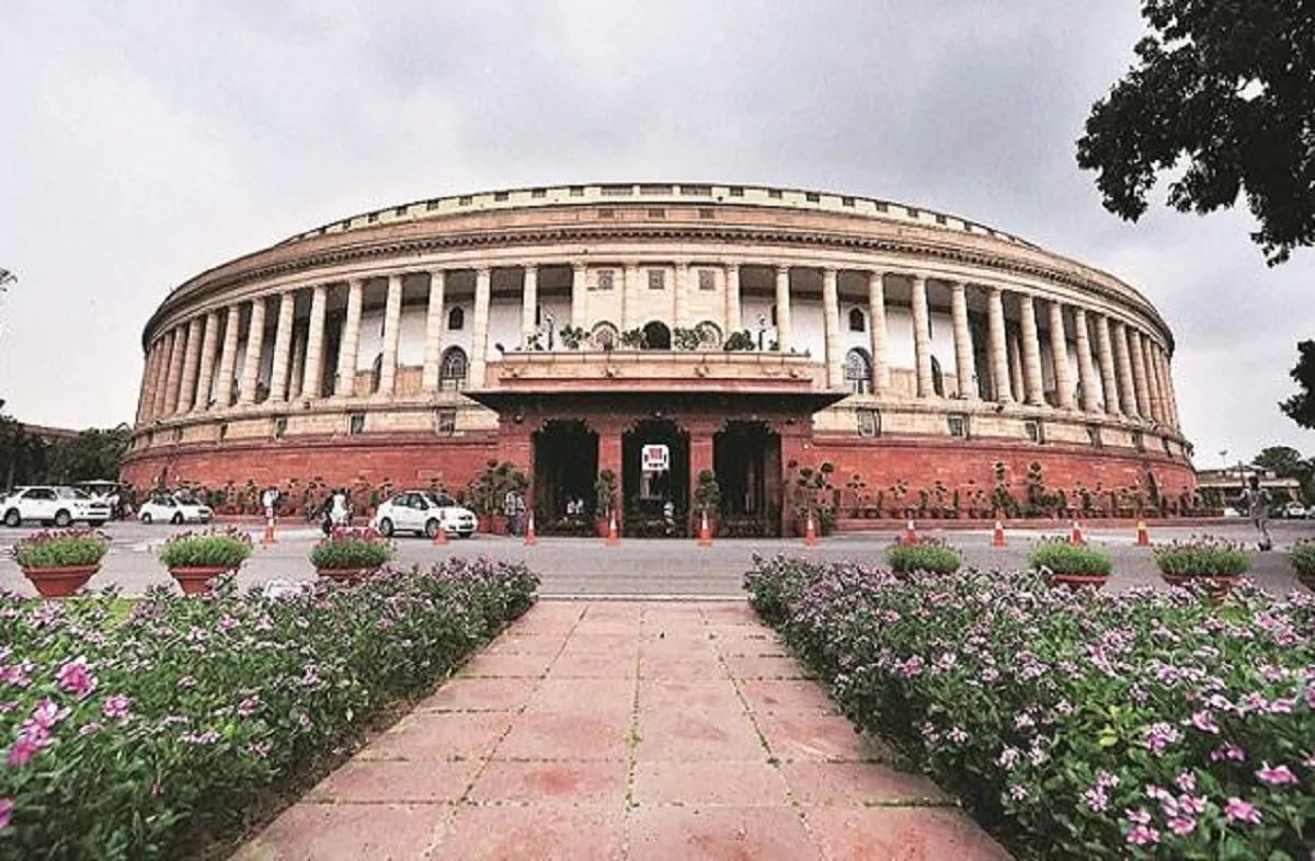 Govt plans to introduce 17 bills in Monsoon session, including 3 to replace ordinances- India TV Hindi