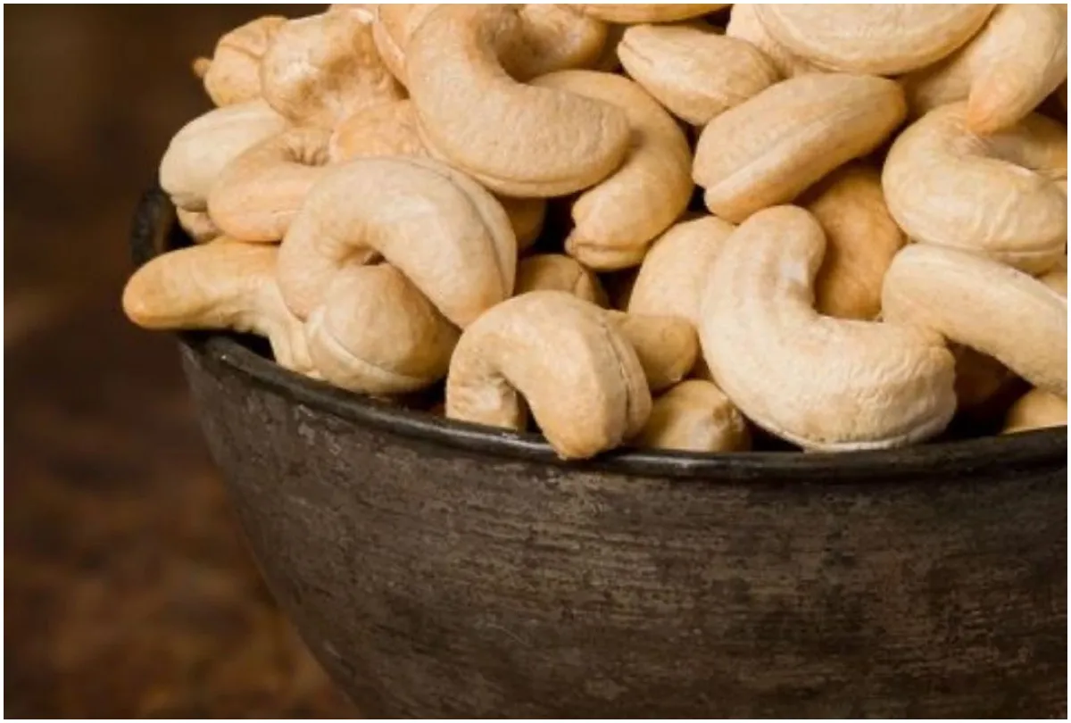  side effects of Cashew- India TV Hindi