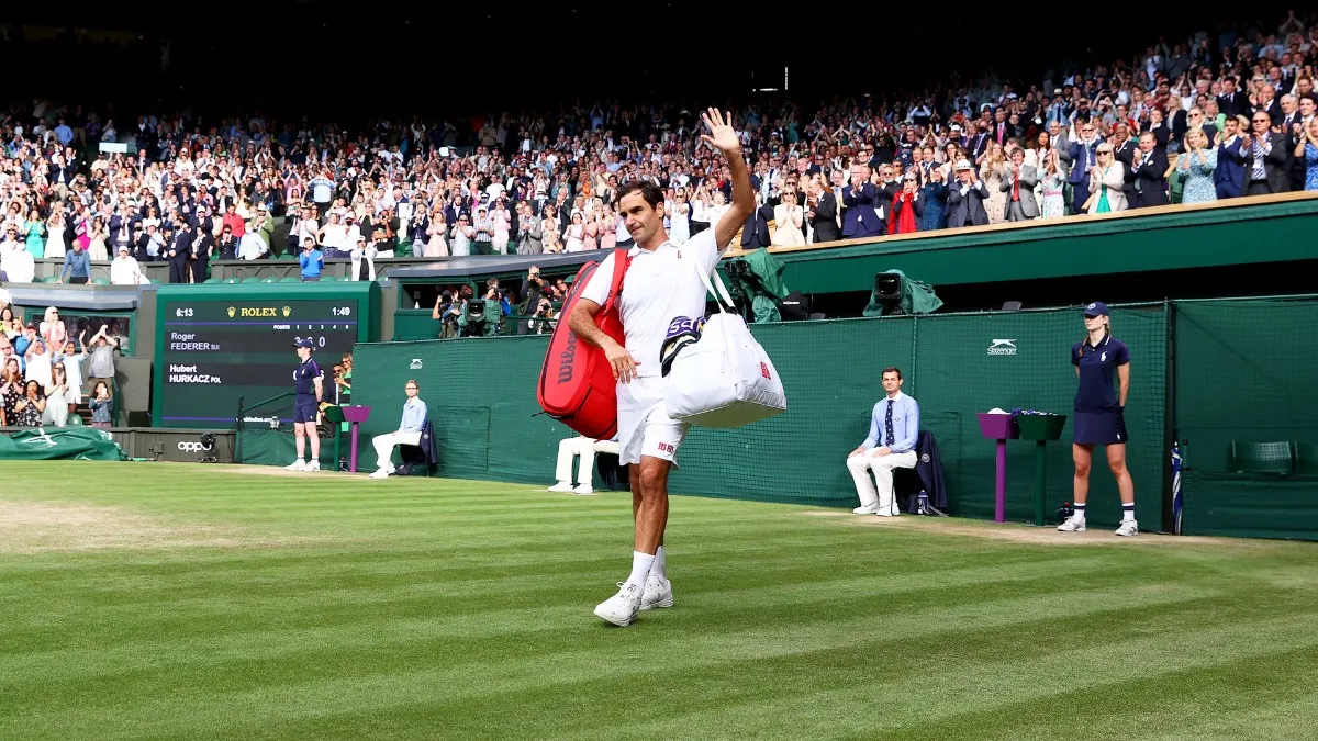 Roger Federer crashes OUT of Wimbledon afyer Shock Defete to Hubert Hurkacz in Wimbledon - India TV Hindi