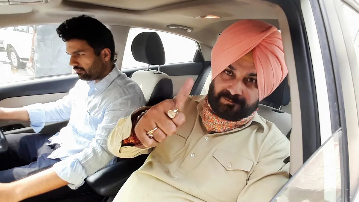 Punjab Congress Navjot Singh Sidhu Captain Amarinder Singh Pratap singh bajwa latest news क्या सिद्ध- India TV Hindi