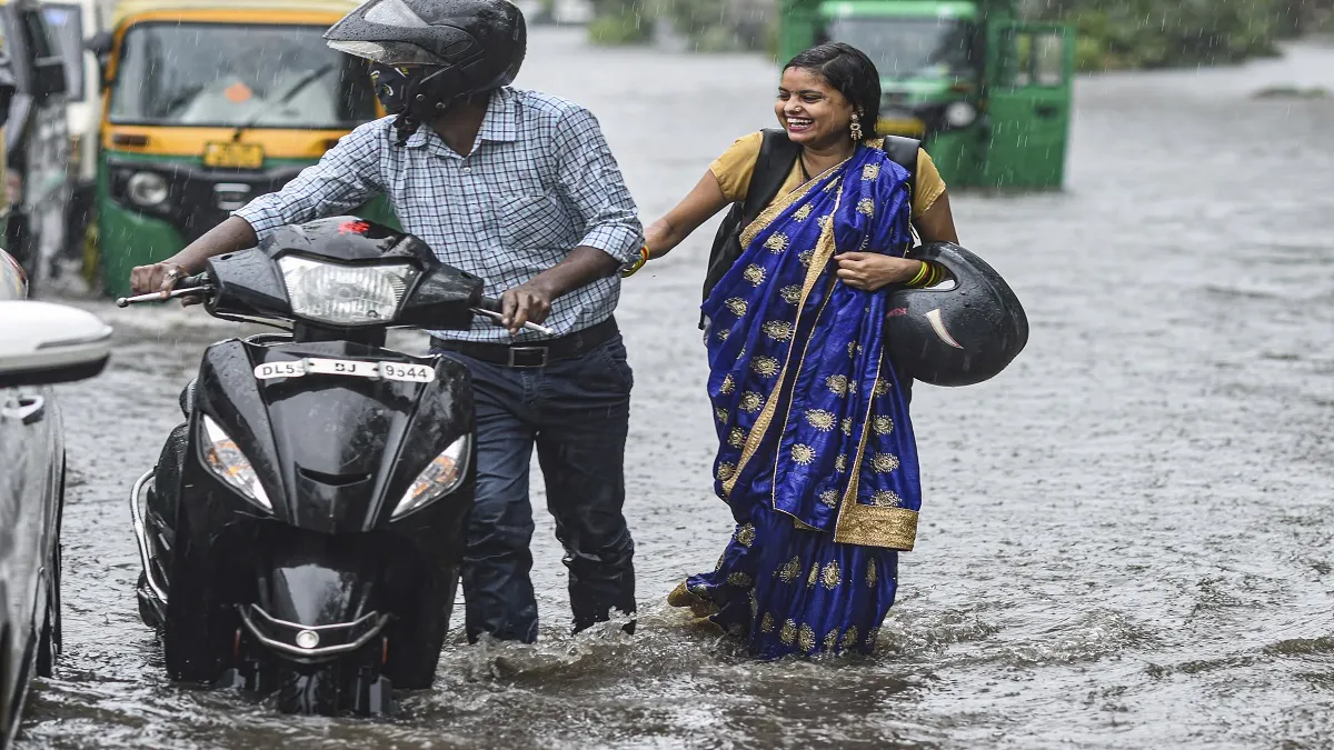 rain in delhi ncr noida ghaziabad faridabad gurugram alert for himachal pradesh दिल्ली NCR में बारिश- India TV Hindi