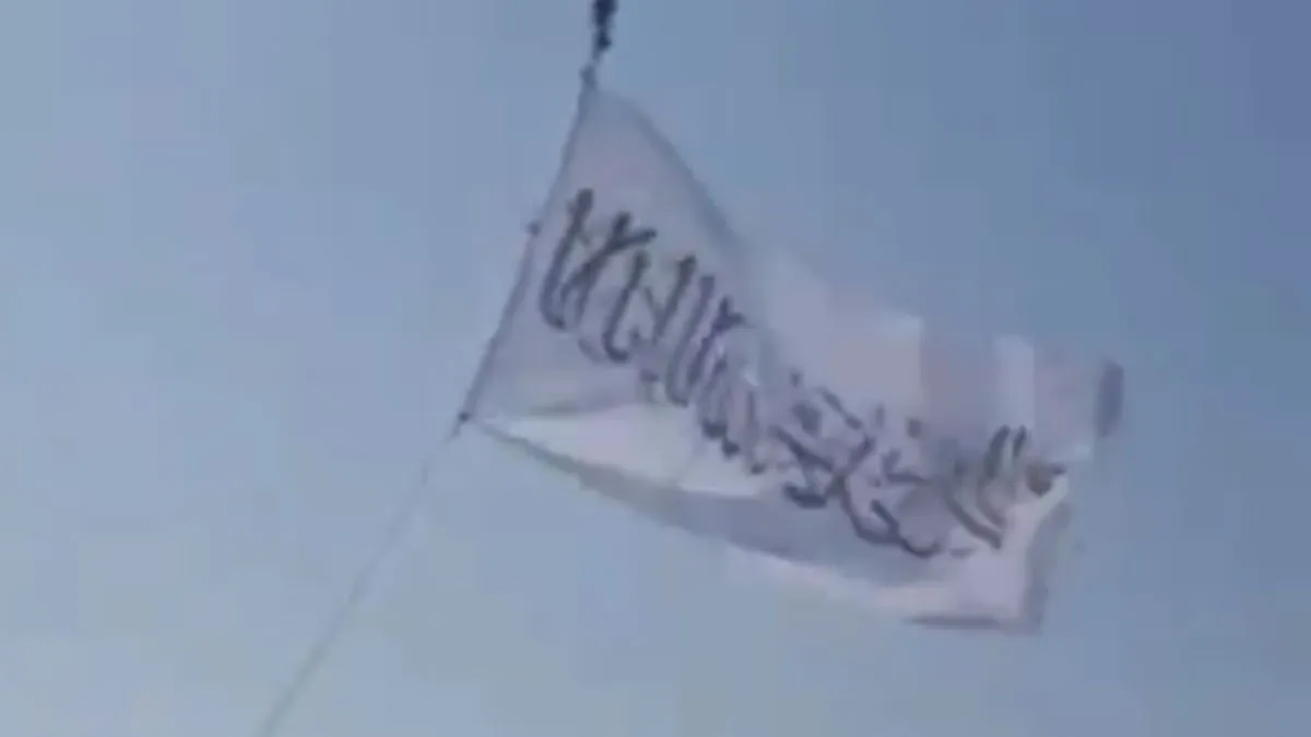 Taliban Flag, Taliban Flag Pakistan, Taliban Flag Aghan Border Pakistan- India TV Hindi