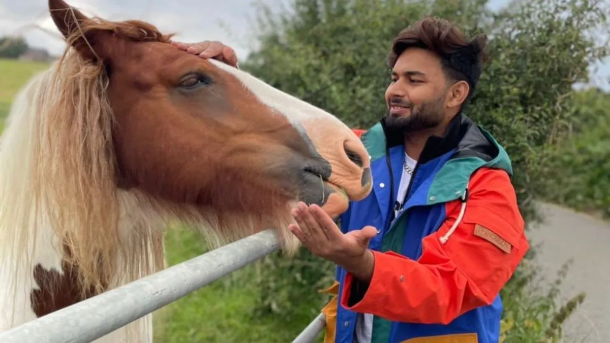 Ind vs Eng: Fit Rishabh Pant 'Making New Friends' in England- India TV Hindi