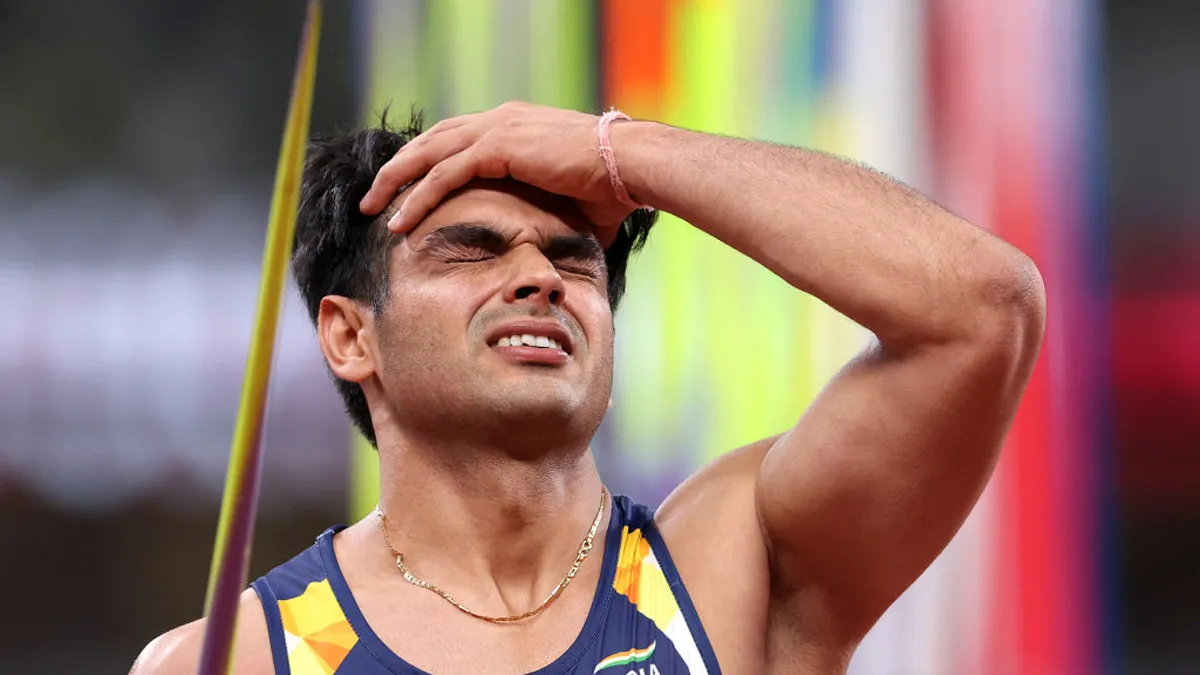 When Pakistani player took Neeraj Chopra's javelin, the first throw was delayed because of this- India TV Hindi