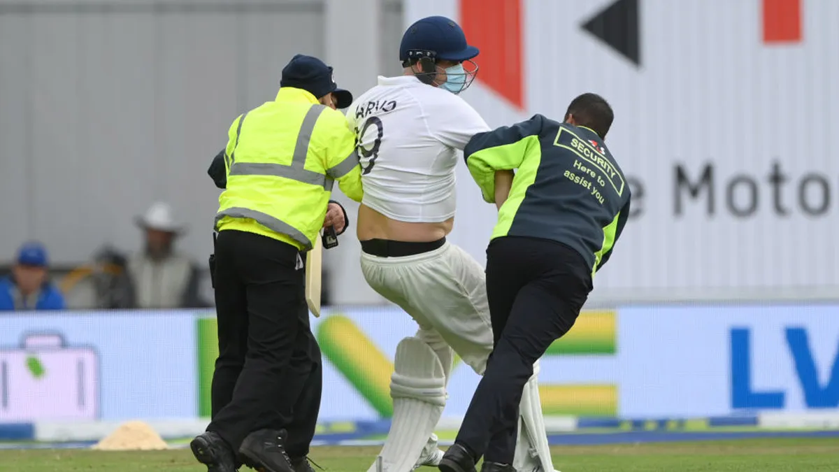 ENG vs IND: A fan named Jarvo entered the ground again to grab limelight, this time the security dra- India TV Hindi