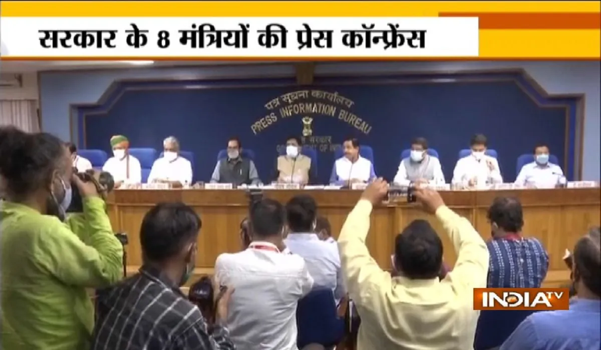 'विपक्ष ने सड़क से संसद तक अराजकता फैलाई' सरकार के 8 मंत्रियों की प्रेस कॉन्फ्रेंस - India TV Hindi