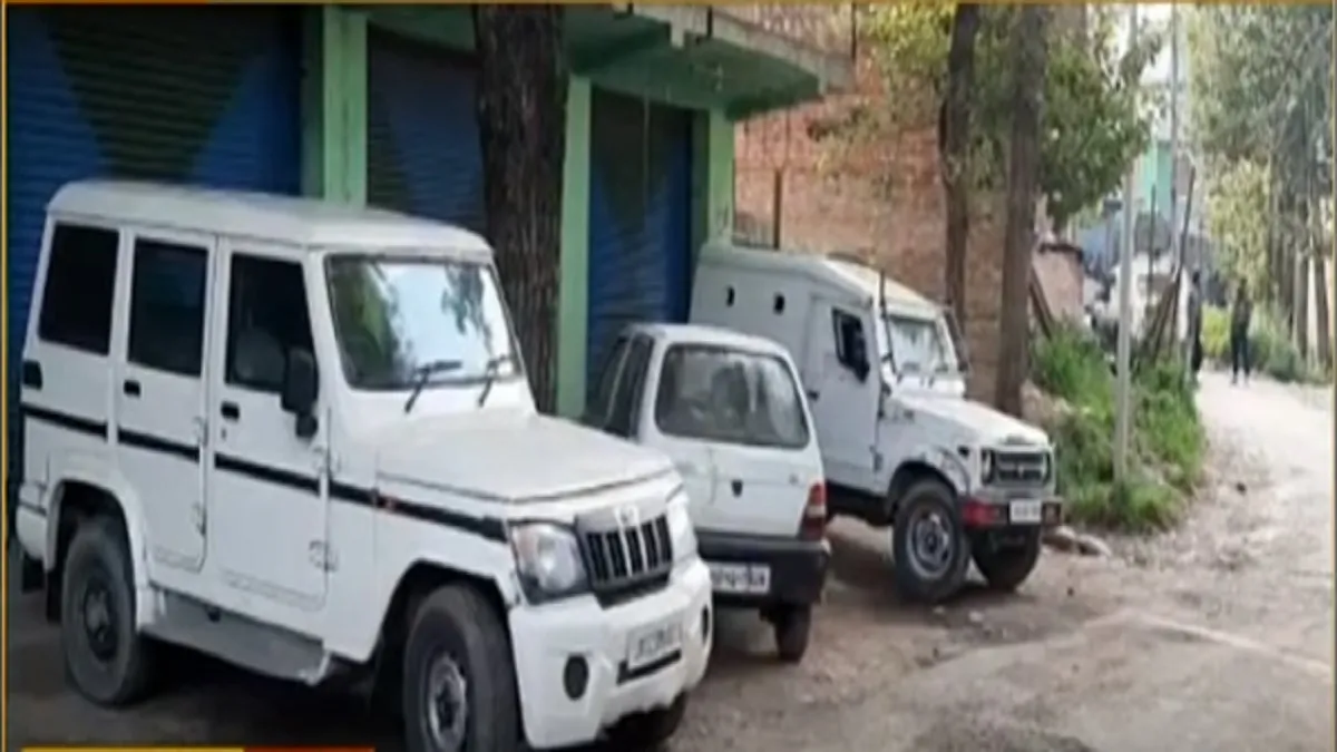 NIA raid at several places in jammu kashmir terror funding Terror Funding: जम्मू-कश्मीर में कई जगहों- India TV Hindi
