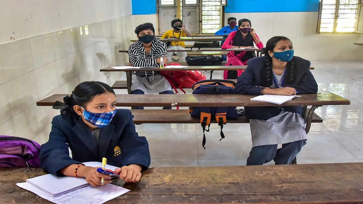 Delhi Schools Colleges Opening Guidelines issued by DDMA दिल्ली में स्कूल खोले जाने से पहले सरकार ने- India TV Hindi