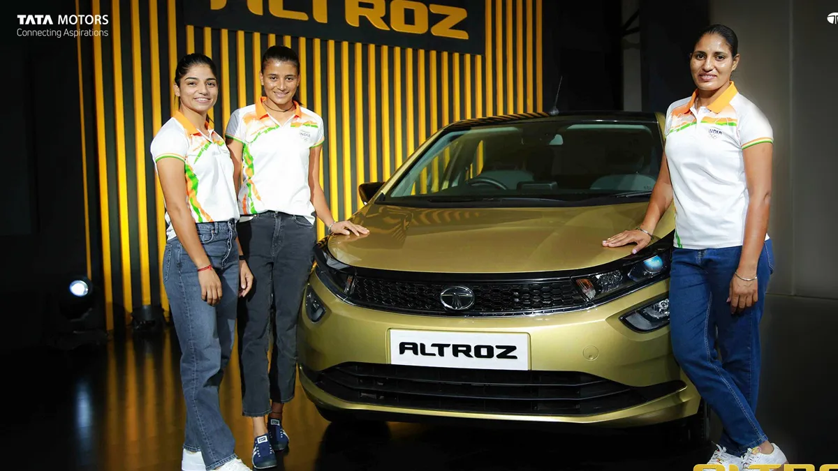 Tata Motors presents Altroz to 24 athletes who missed out on bronze in Tokyo Olympics- India TV Paisa