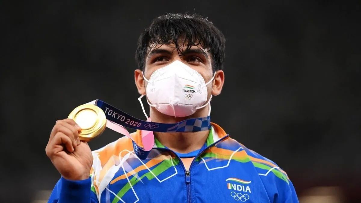 Tokyo Olympics 2020: Sunil Gavaskar Sings Mere Desh Ki...- India TV Hindi