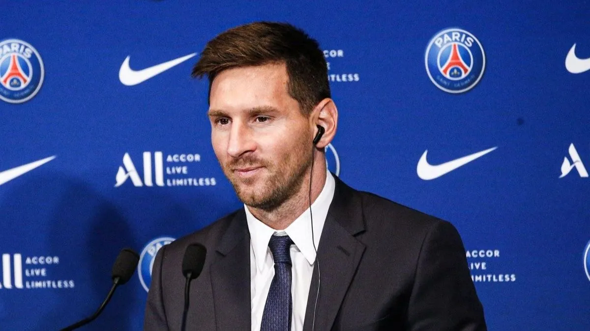 Lionel Messi Signs Two-Year Contract With Paris...- India TV Hindi